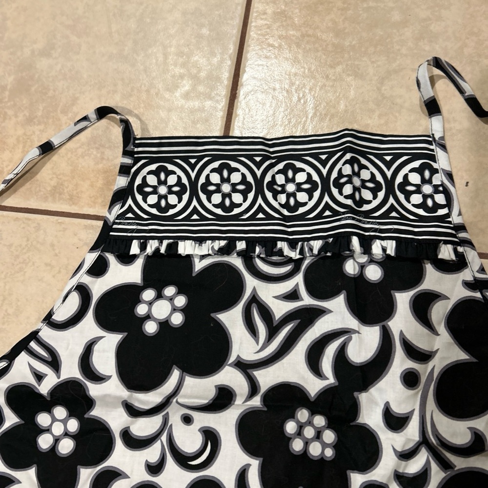 Vera Bradley Retired Rare Full Apron Night & Day Black White Pattern - Picture 2 of 7